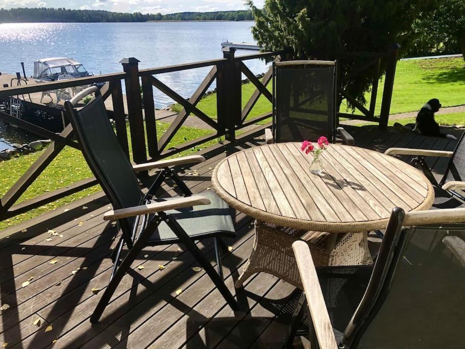 Sjoestuga/Gaesthus I Skaergarden. Åkersberga 외부 사진